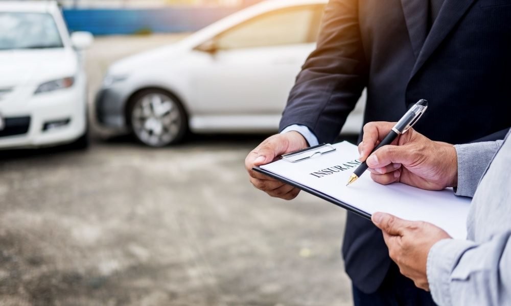 Exploring the Real Benefits of Being an Insurance Agent in Today’s Economy